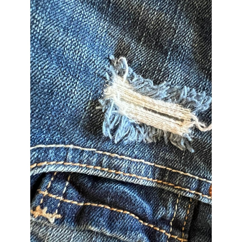 High Waisted Short by Aeropostale. Features distressed details and lace appliqué - Picture 9 of 12